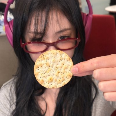ahyeonpics's profile picture
