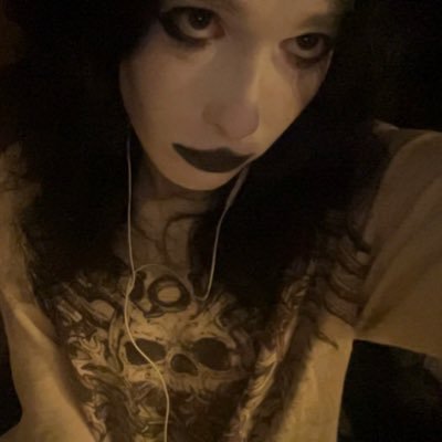 hauntingmina's profile picture