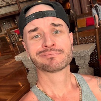 Its_ChrisValor's profile picture