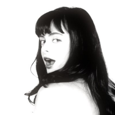 natasha's profile picture