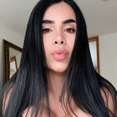 arya trans's profile picture