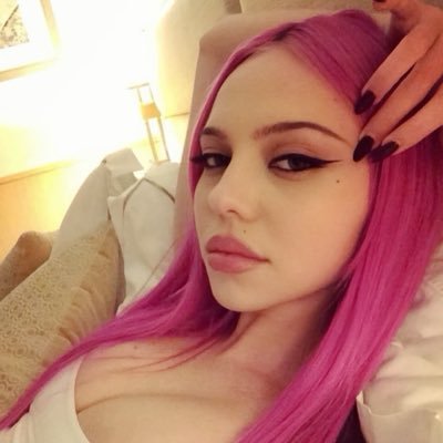 lali 𑄽୧'s profile picture