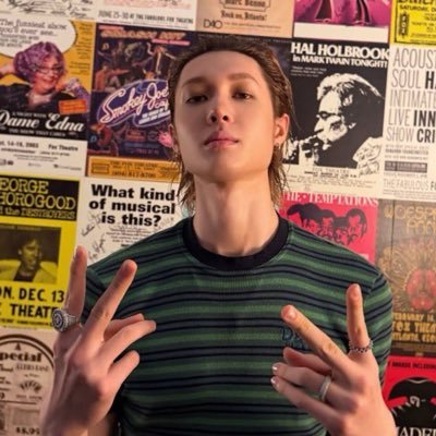 xue in MOTION's profile picture