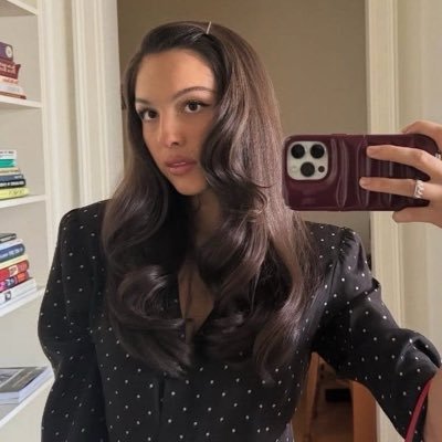 almi's profile picture