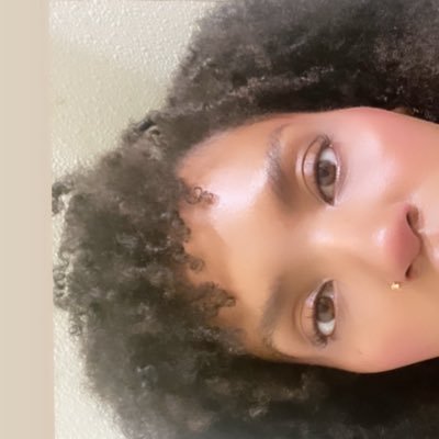𓍼ᴴᵒⁿᵉʸ•*¨*•.¸¸𖤜's profile picture