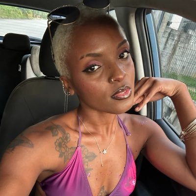 Poupée cosmopolite 🇬🇫🇲🇶's profile picture
