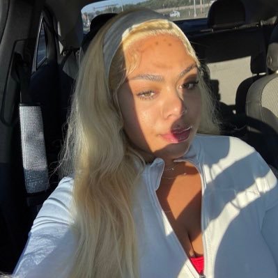 Throaticia2kx1's profile picture