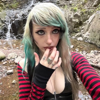 emoemmz's profile picture