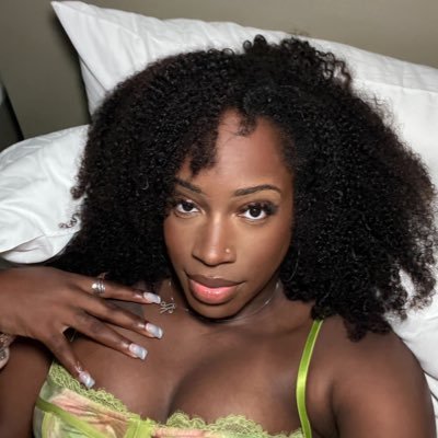 Mills๐น's profile picture