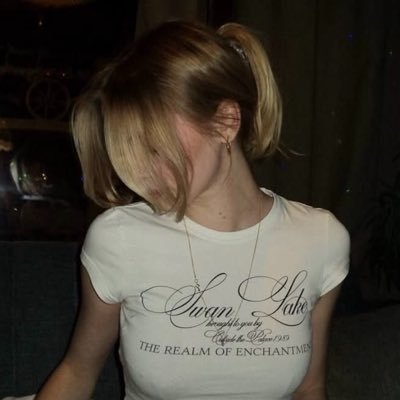 salModric's profile picture