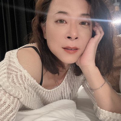 美的不明顯的姊姊's profile picture