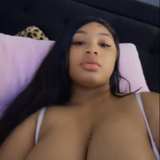 Yumm Yellow's profile picture