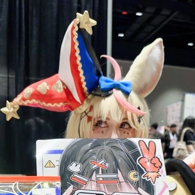 cloverclubcos's profile picture