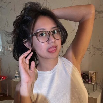 lourenza21's profile picture