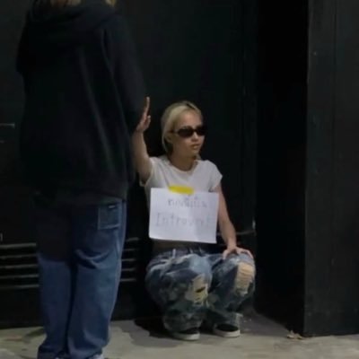 𝗠 ―,'s profile picture