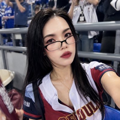 yoshi's profile picture
