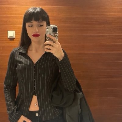 ismimsiirdegil's profile picture