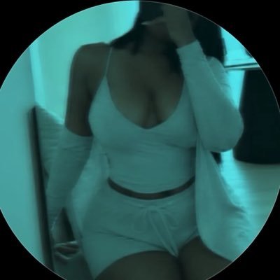 Oma!ᥫ᭡'s profile picture
