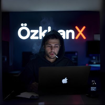 özkhanX's profile picture