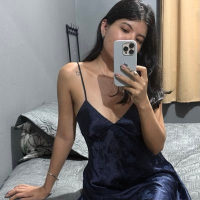 faby jurídico modern family's profile picture