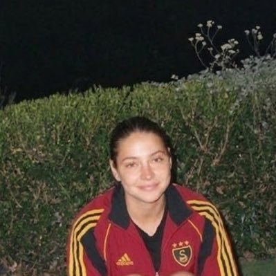 selin's profile picture