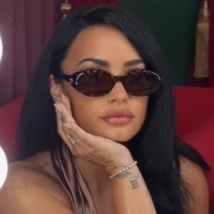 artstartingover's profile picture