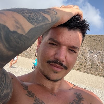 Adri Comon 🌻's profile picture