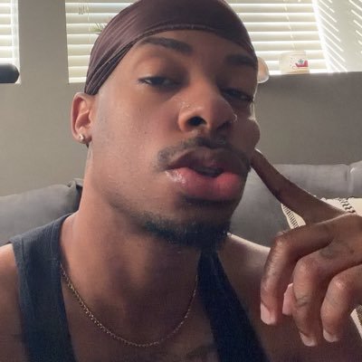 DavidBalenciaga's profile picture