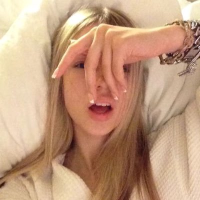 naya tofu's profile picture