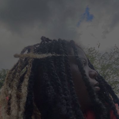 ⋆⭒˚.⋆'s profile picture
