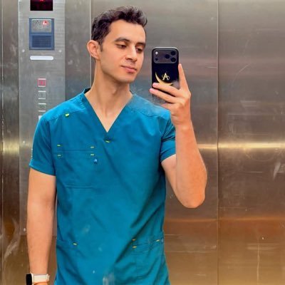 عادِل's profile picture