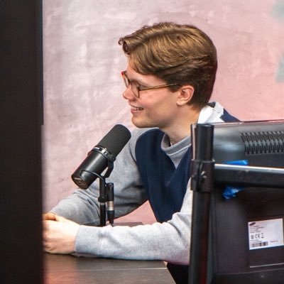 AcademyScoop's profile picture