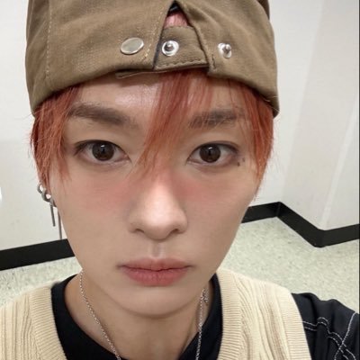 Hana ༄ THIS? THAT?'s profile picture