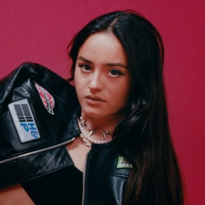 lady bird ✫'s profile picture