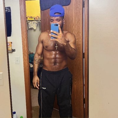 Wavy Trigga 😗💰🤫's profile picture