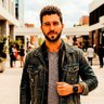 B's profile picture