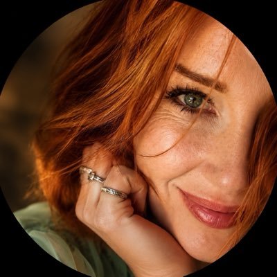 özlem's profile picture