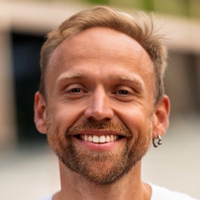 pawelburza's profile picture