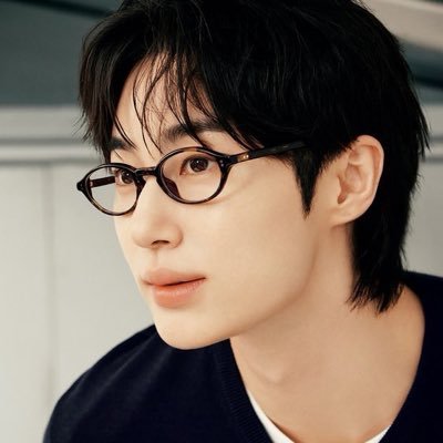 우석 신드롬📮's profile picture