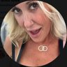 BRANDI LOVE 的头像