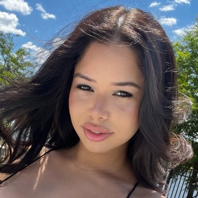 selena 🩵's profile picture