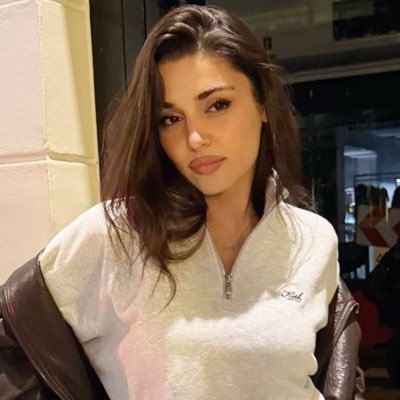 isra's profile picture