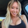 Bella 的头像