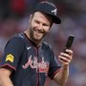 Chris Sale’s Flip Phone's profile picture