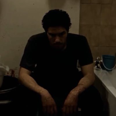 there is no spoon's profile picture