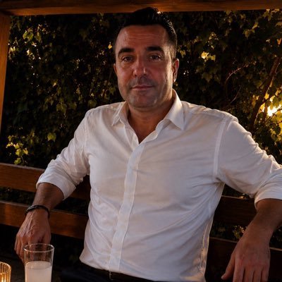 ÖZKAN EFKAN ÜRER's profile picture