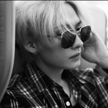 𝓇𝒶𝓎 & that ࿊ biboita 🧡🖤's profile picture