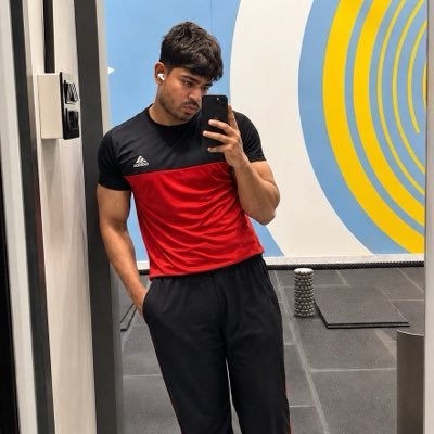 b🦇's profile picture