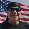 Joe🇺🇸🤘🏻🥃🐺🖤💛 的头像