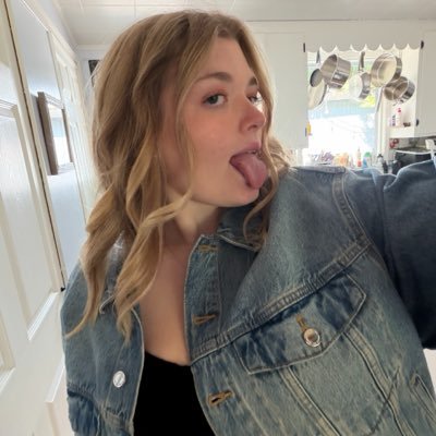 extragoddessnat's profile picture